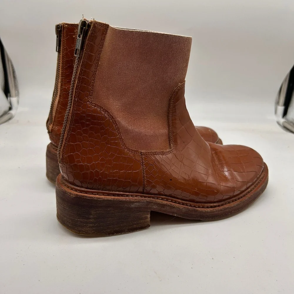 Free People Brown Croc Embossed Ankle Boots Back Zip EU 37.5‎ US 7.5